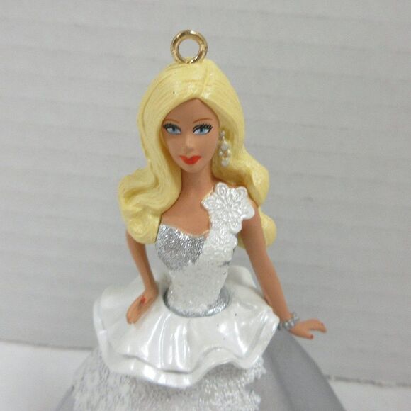 AMERICAN GREETINGS Holiday Barbie Christmas Ornament 25 Anniversary Edition 2013 - Picture 6 of 16